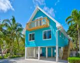 Front Exterior view 4