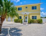 Front Exterior view 1