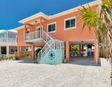 Front Exterior view 1
