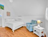 Guestroom 3 view 1
