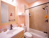 209 Sombrero Bath 5